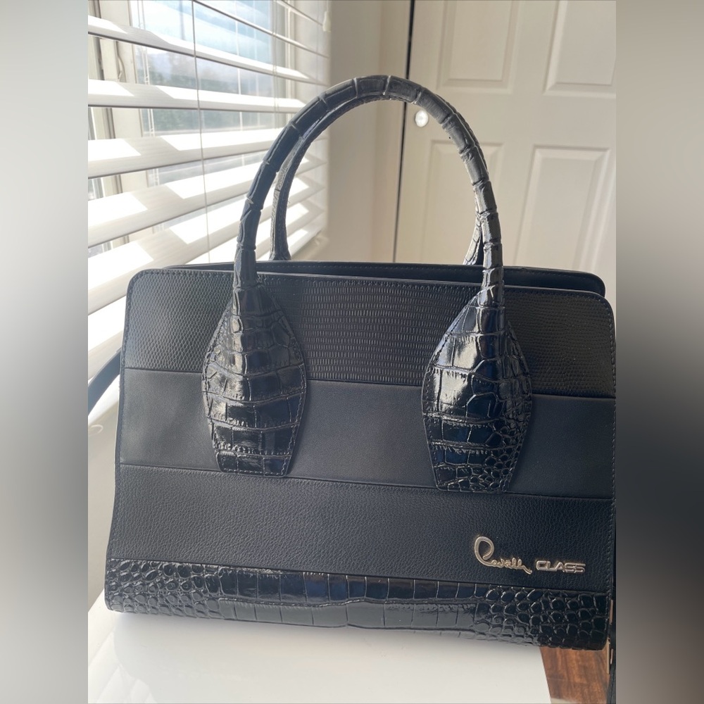 Roberto Cavalli Class Black Medium Textured Pamela Twin Handle Handbag-black